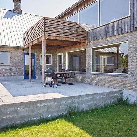 6 Person Holiday Home In Сванеке Екстериор снимка