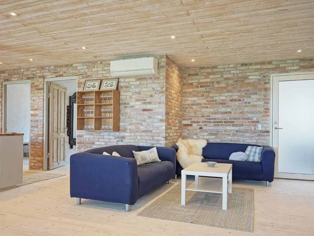 6 Person Holiday Home In Сванеке Екстериор снимка